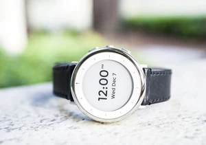 شركة ألفابيت تقدم ساعة ذكية تركز على الصحة