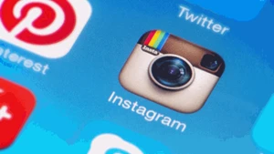 Instagram تضيف ميزة إعادة تشغيل الفيديو التلقائية